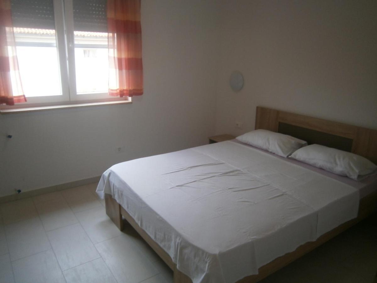 Lovely Fazana Apartments 400M From The Sea Exteriör bild