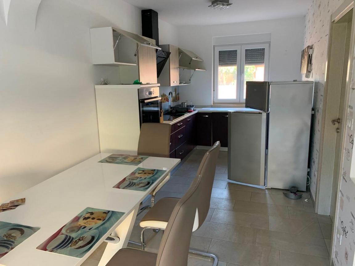 Lovely Fazana Apartments 400M From The Sea Exteriör bild