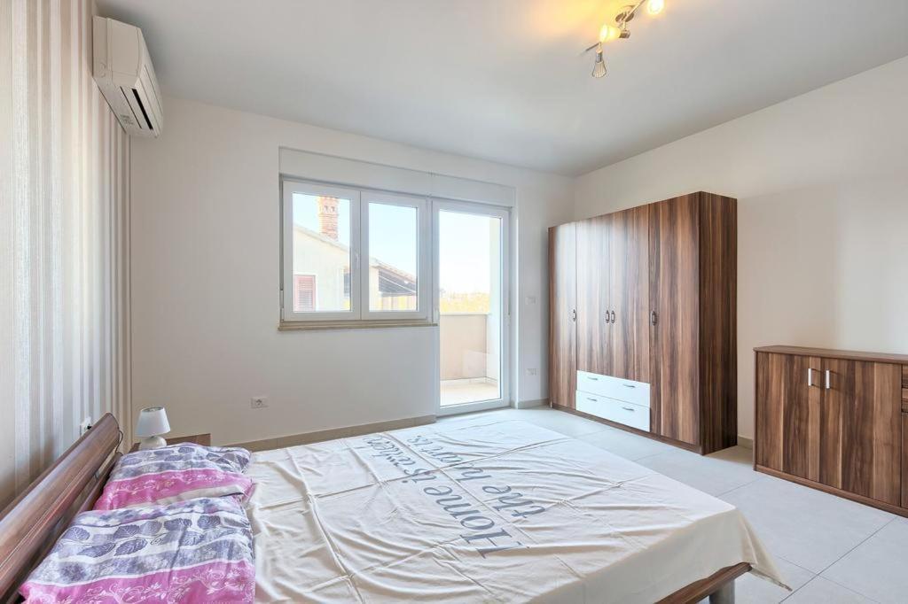 Lovely Fazana Apartments 400M From The Sea Exteriör bild