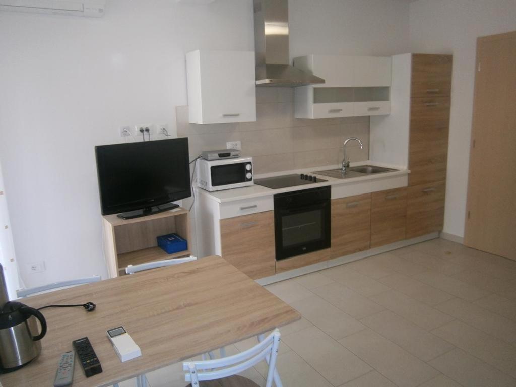Lovely Fazana Apartments 400M From The Sea Exteriör bild